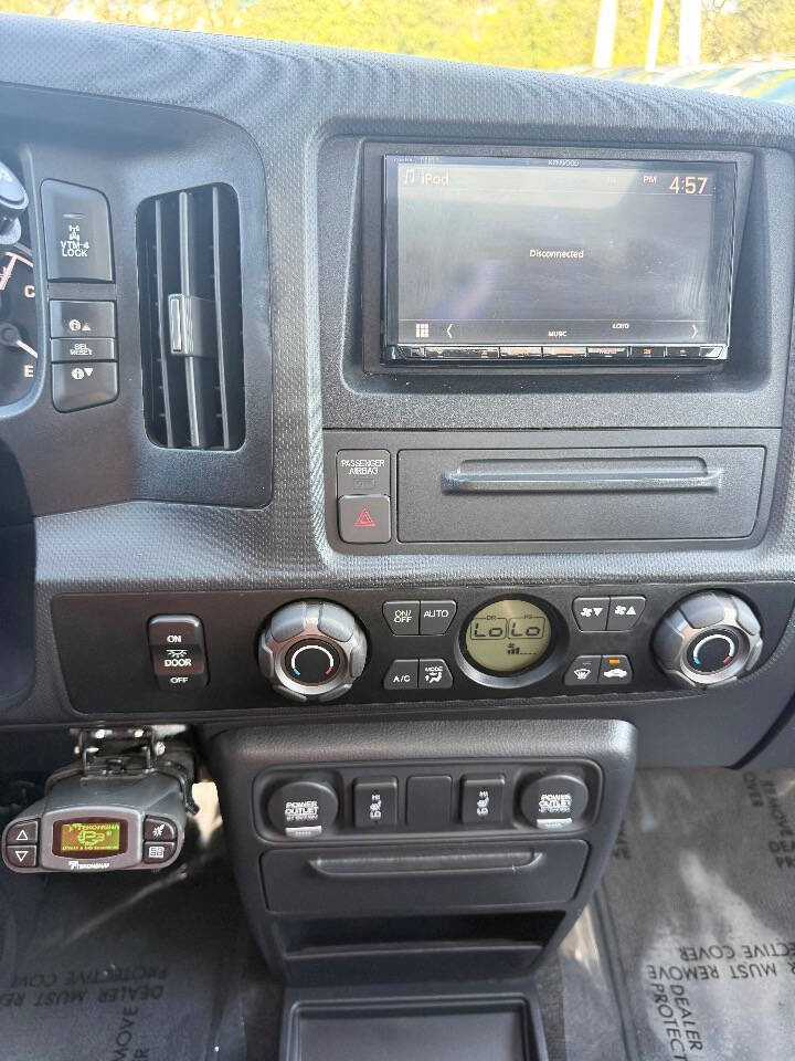 Used 2014 Honda Ridgeline SE image 16