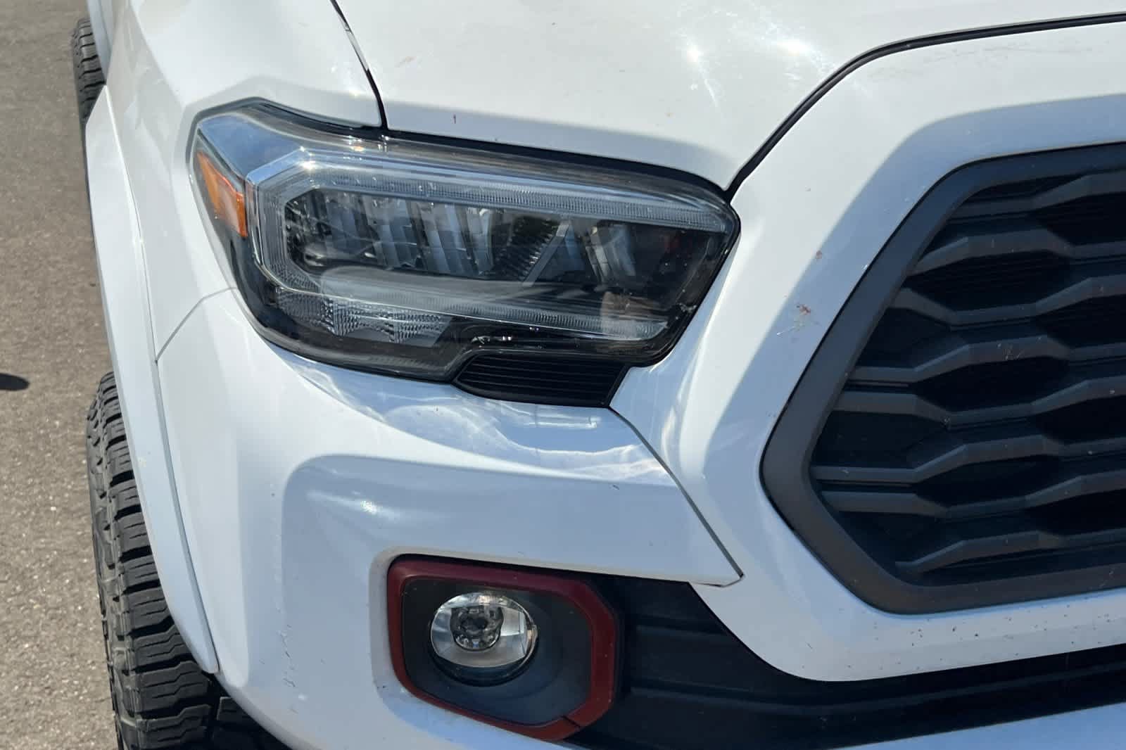 Used 2021 Toyota Tacoma TRD Sport w/ Technology Package AWD/4WD image 14