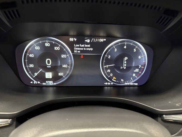 Used 2021 Volvo XC60 T5 Momentum w/ Protection Package Premier image 13