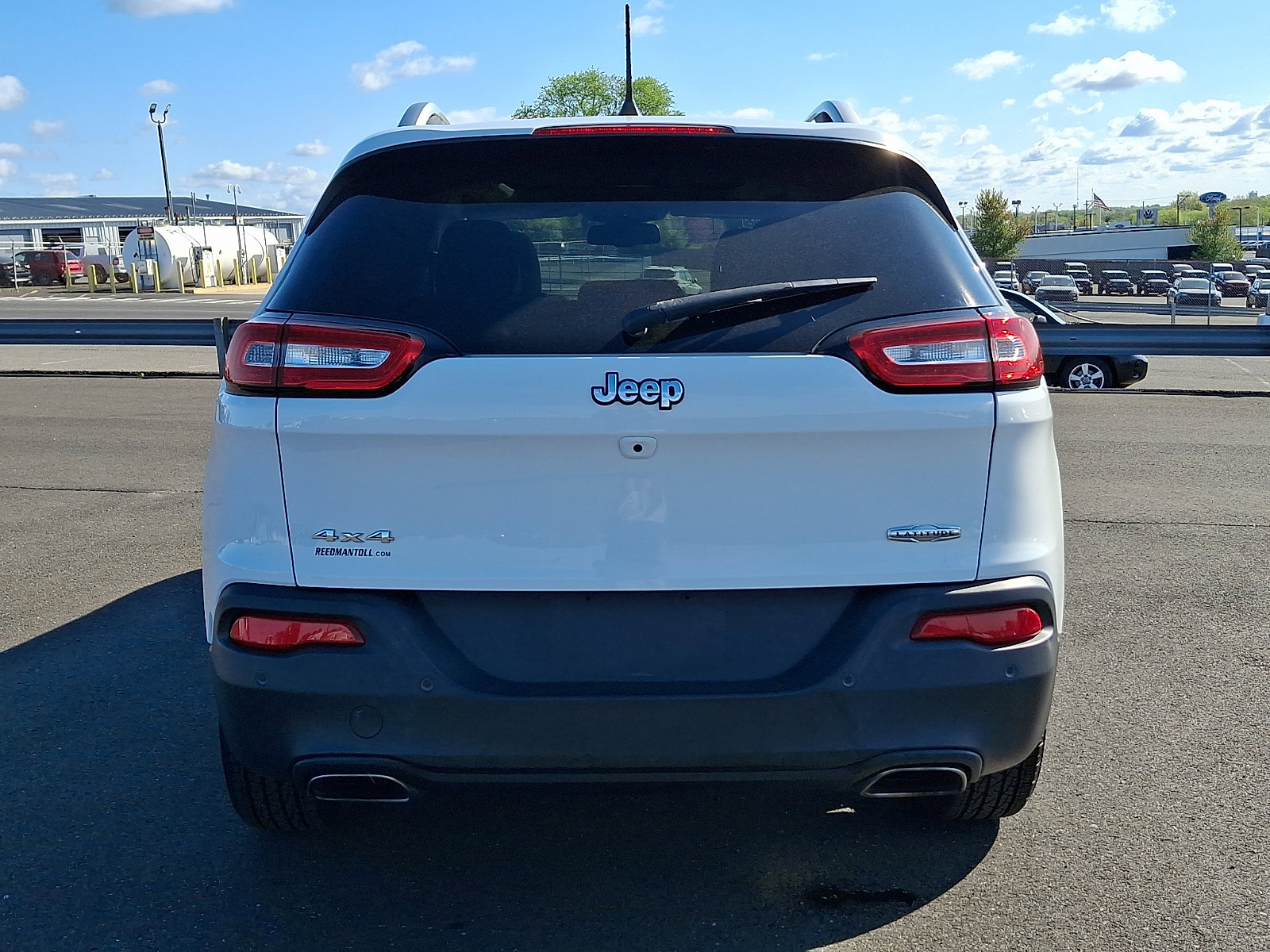 Used 2017 Jeep Cherokee Latitude w/ Comfort/Convenience Group image 5