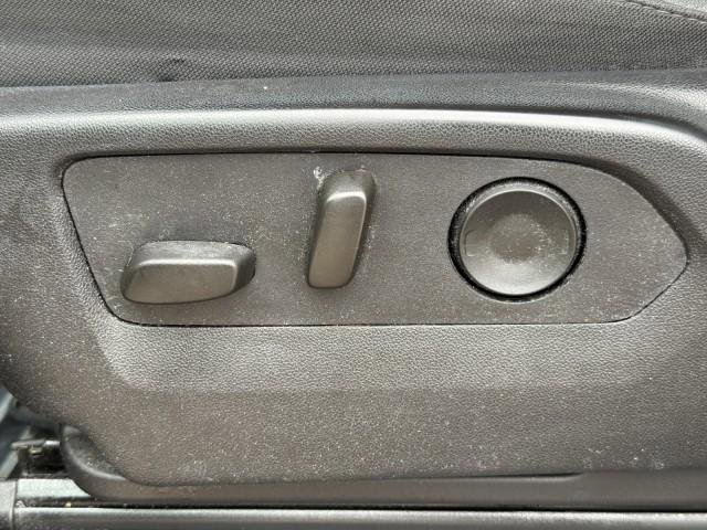 Certified 2025 Chevrolet Silverado 2500 Custom w/ Custom Value Package image 19