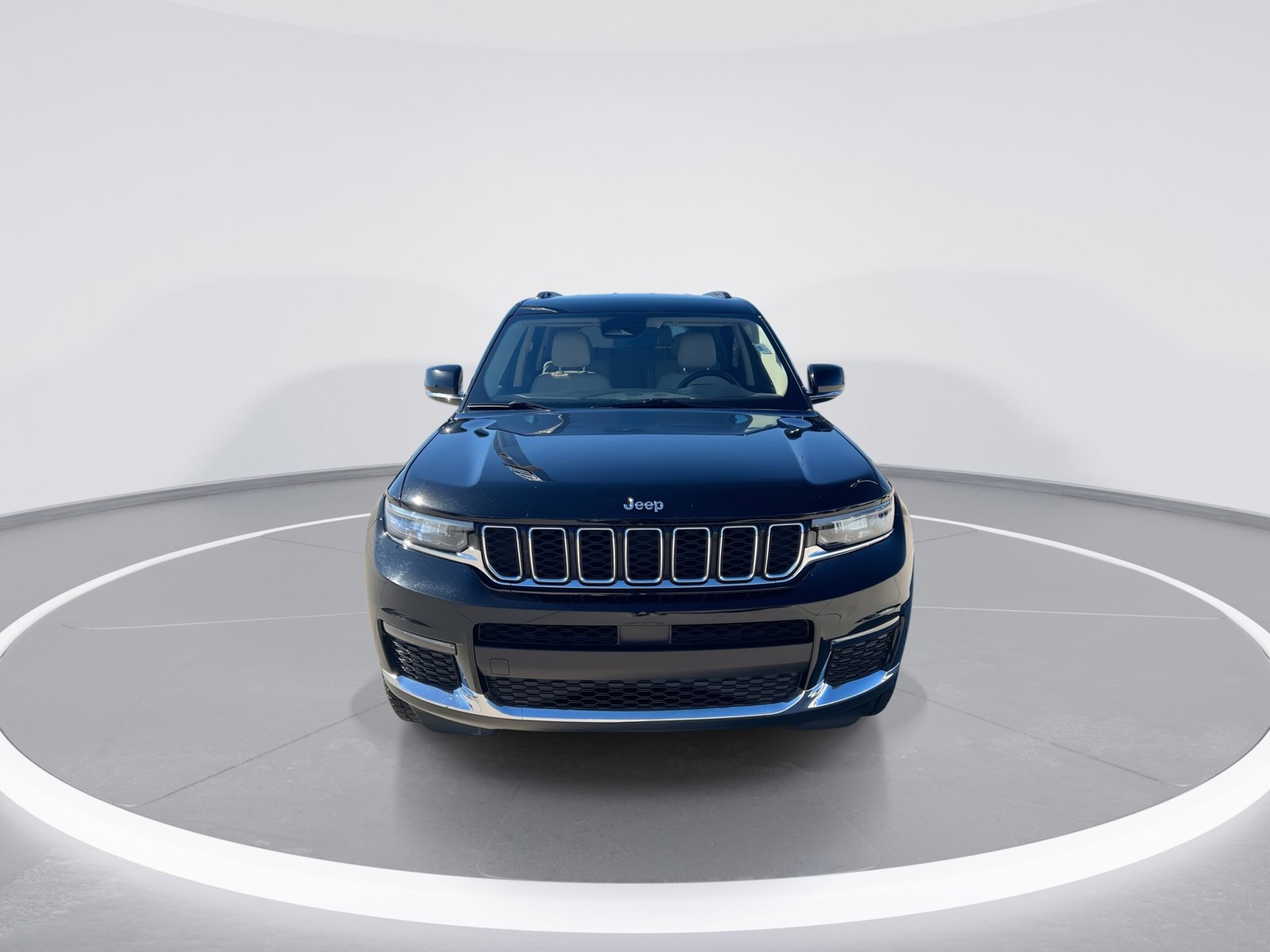 Used 2021 Jeep Grand Cherokee L Limited image 3