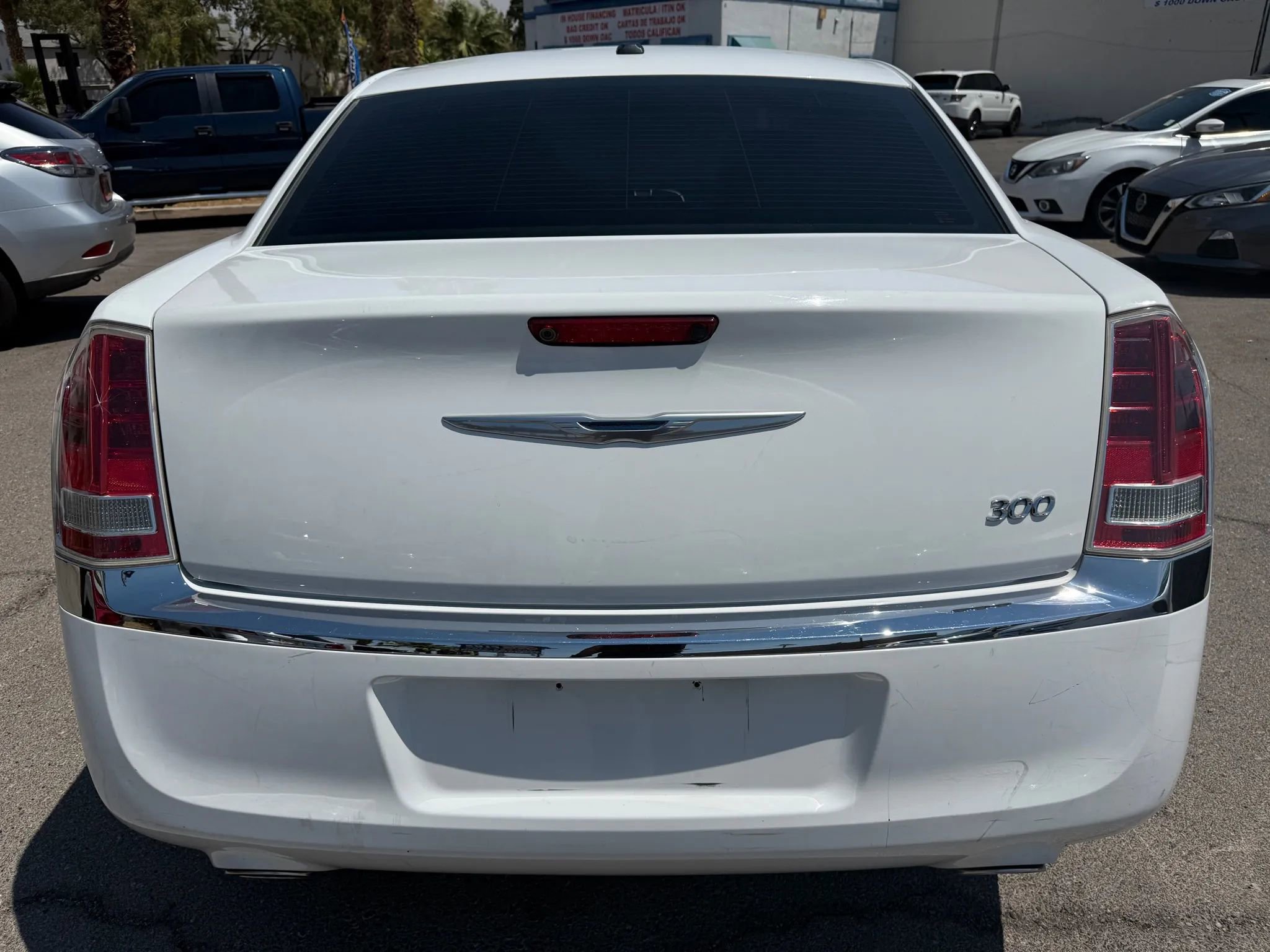 Used 2013 Chrysler 300 w/ Driver Convenience Group image 4