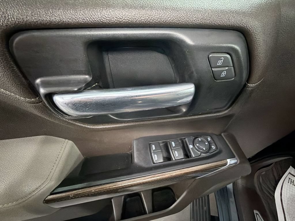 Used 2021 Chevrolet Silverado 1500 RST AWD/4WD image 22