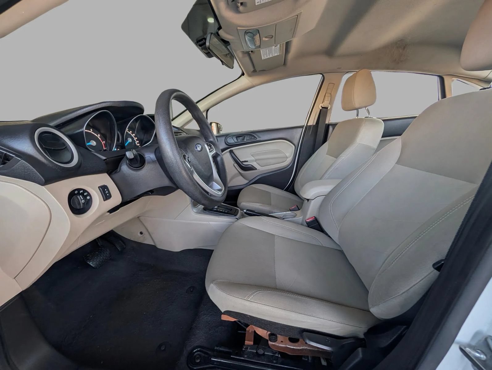 Used 2019 Ford Fiesta SE FWD image 20