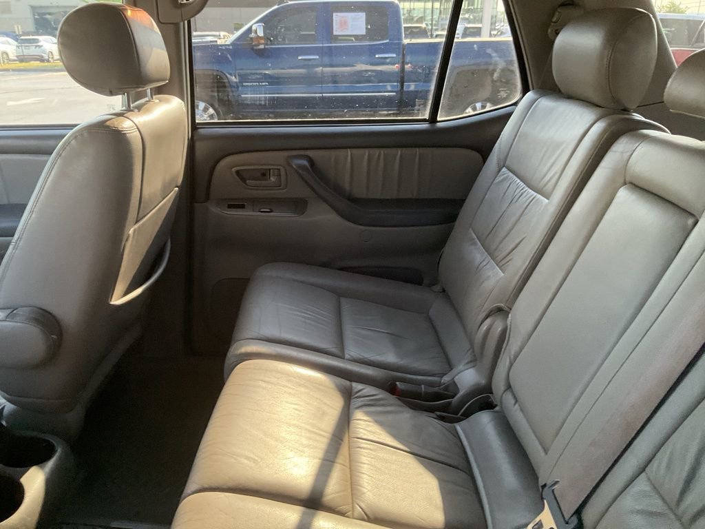 Used 2002 Toyota Sequoia Limited AWD/4WD image 12