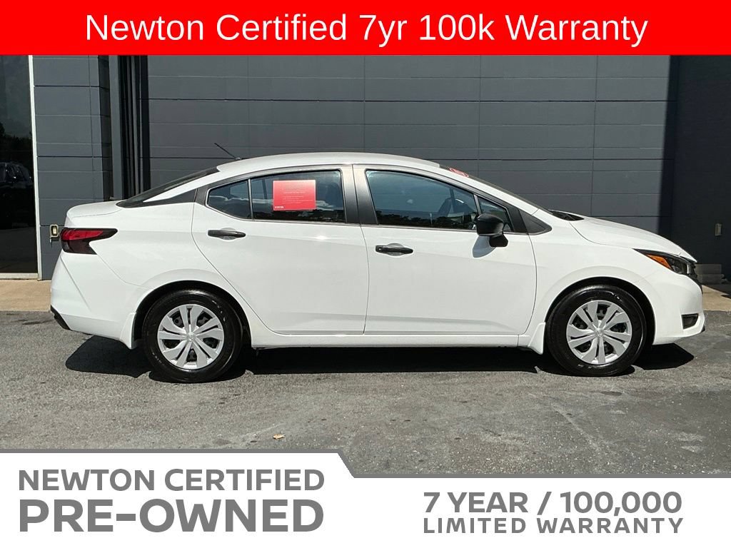 Used 2025 Nissan Versa S w/ Trunk Package FWD image 4