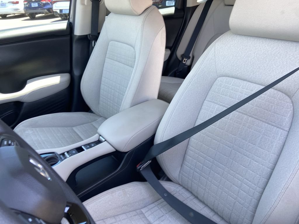 Used 2025 Honda HR-V LX image 14