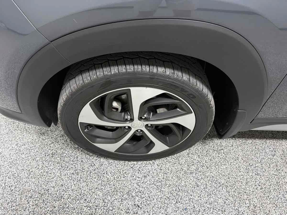 Used 2017 Hyundai Tucson Limited w/ Limited Ultimate Package 03 FWD image 45