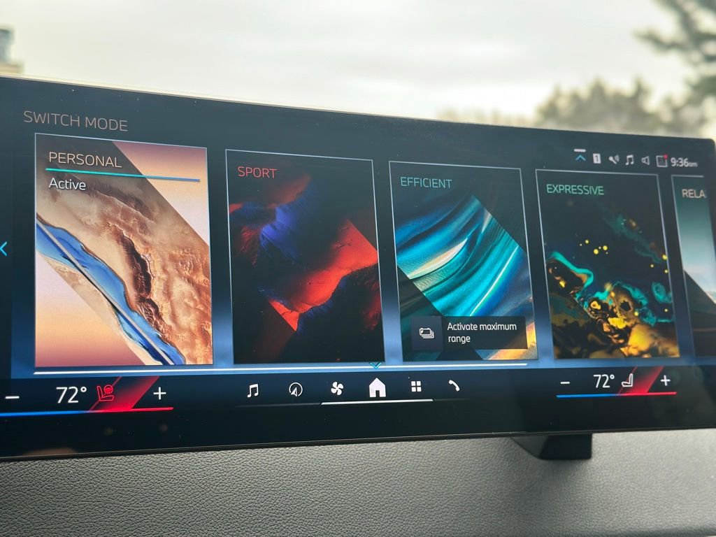 Used 2025 BMW iX xDrive50 image 36