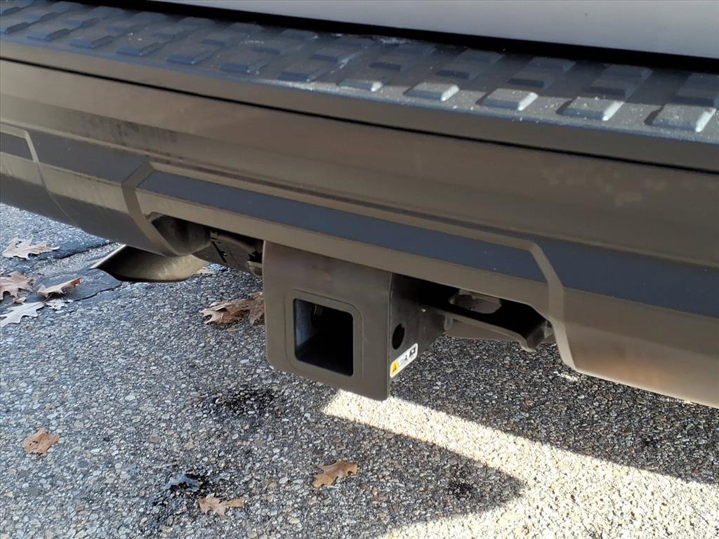 Used 2025 Toyota 4Runner SR5 image 4