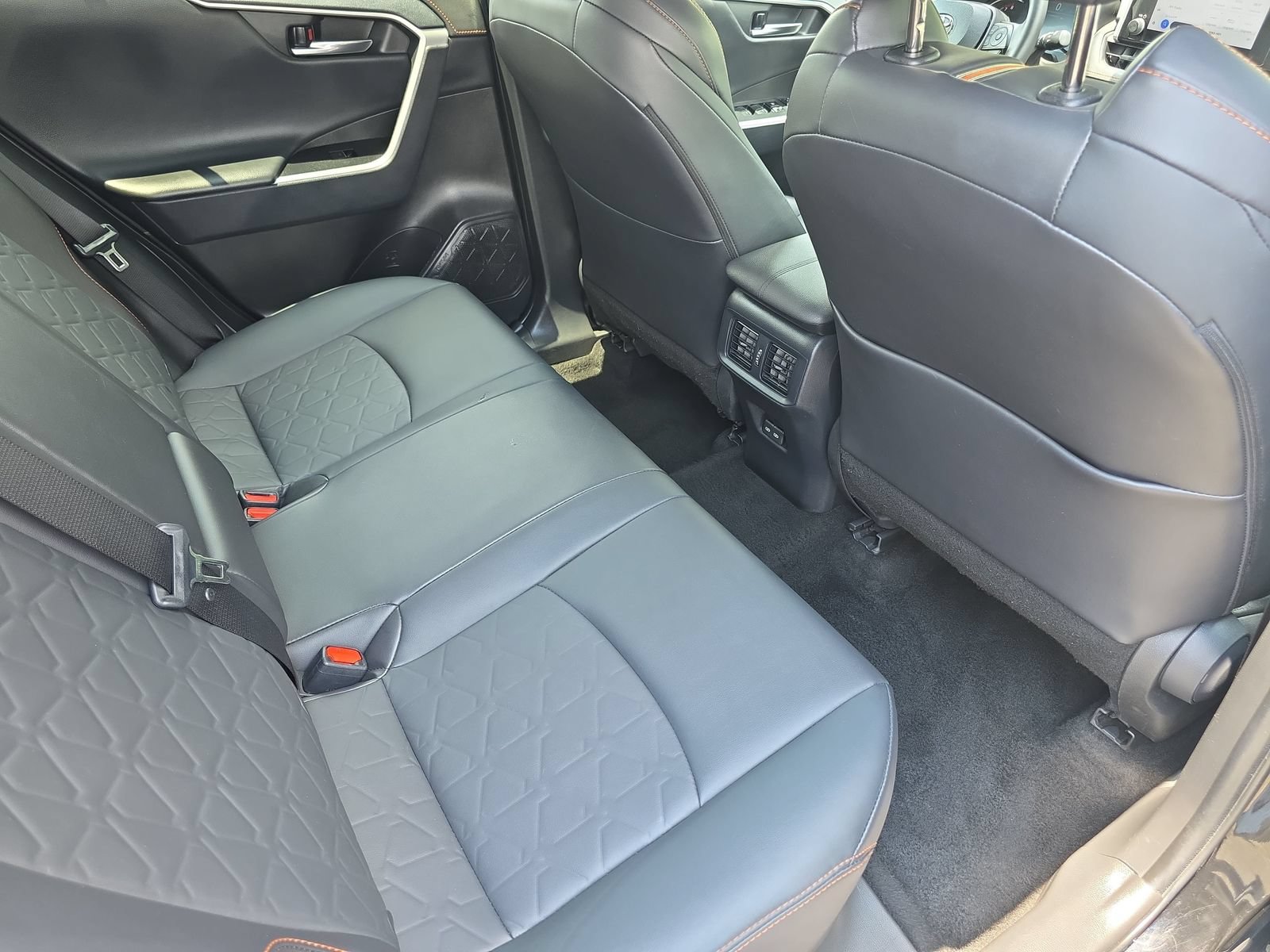 Used 2024 Toyota RAV4 Adventure AWD/4WD image 11