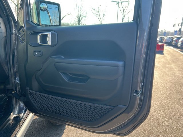 Used 2022 Jeep Gladiator Rubicon w/ LED Lighting Group image 13