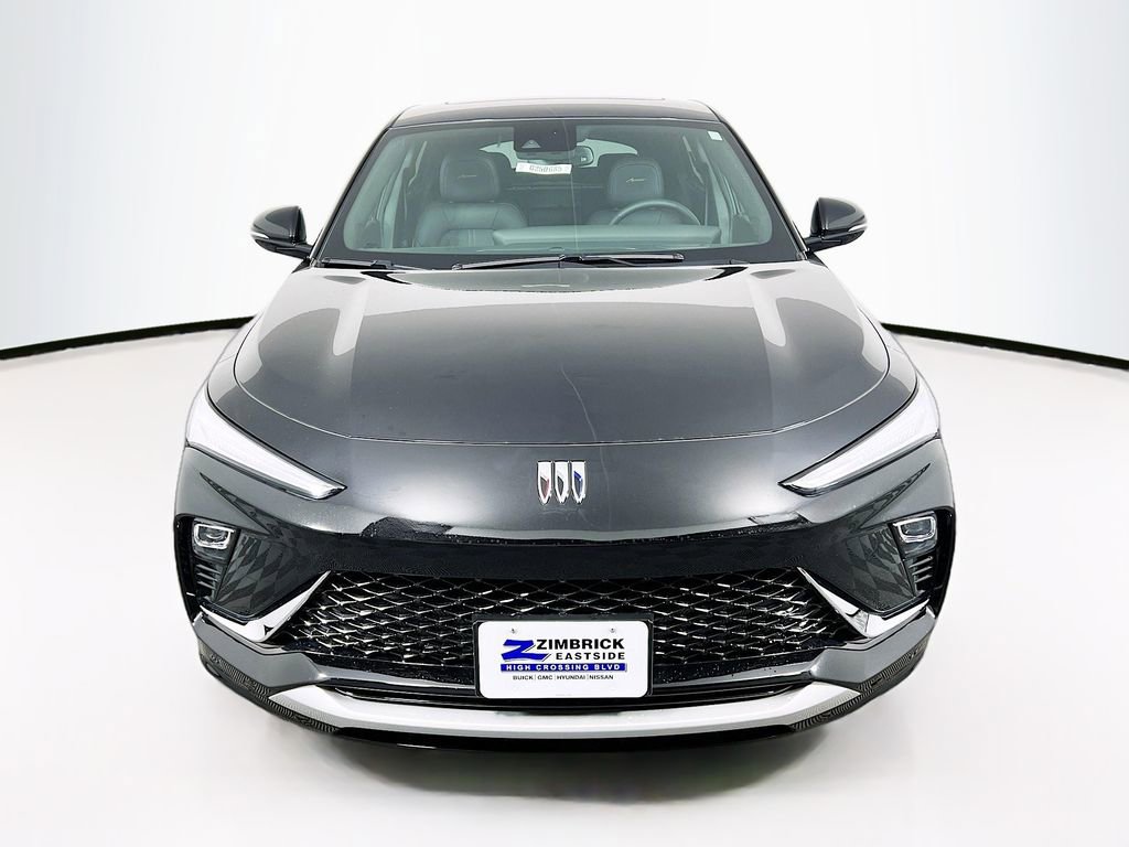 New 2025 Buick Envista Avenir image 2