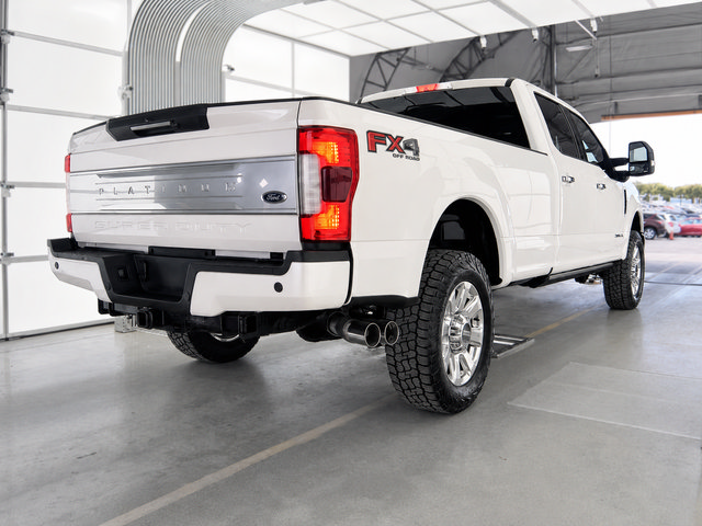 Used 2019 Ford F250 Platinum w/ Platinum Ultimate Package AWD/4WD image 3