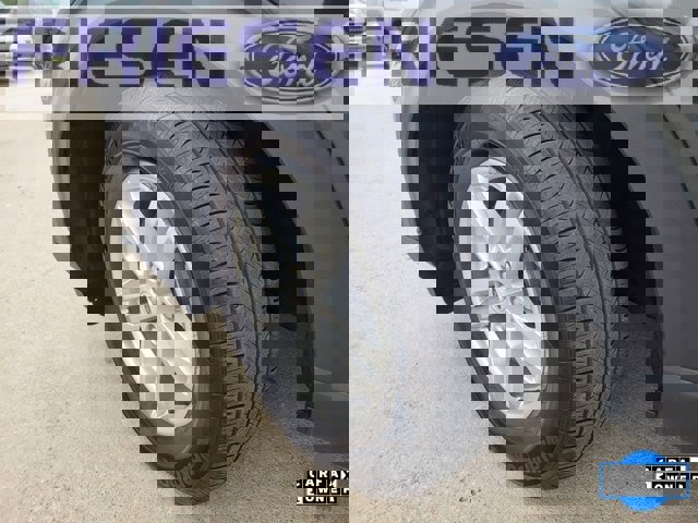 Used 2023 Ford Explorer XLT w/ Equipment Group 202A image 9