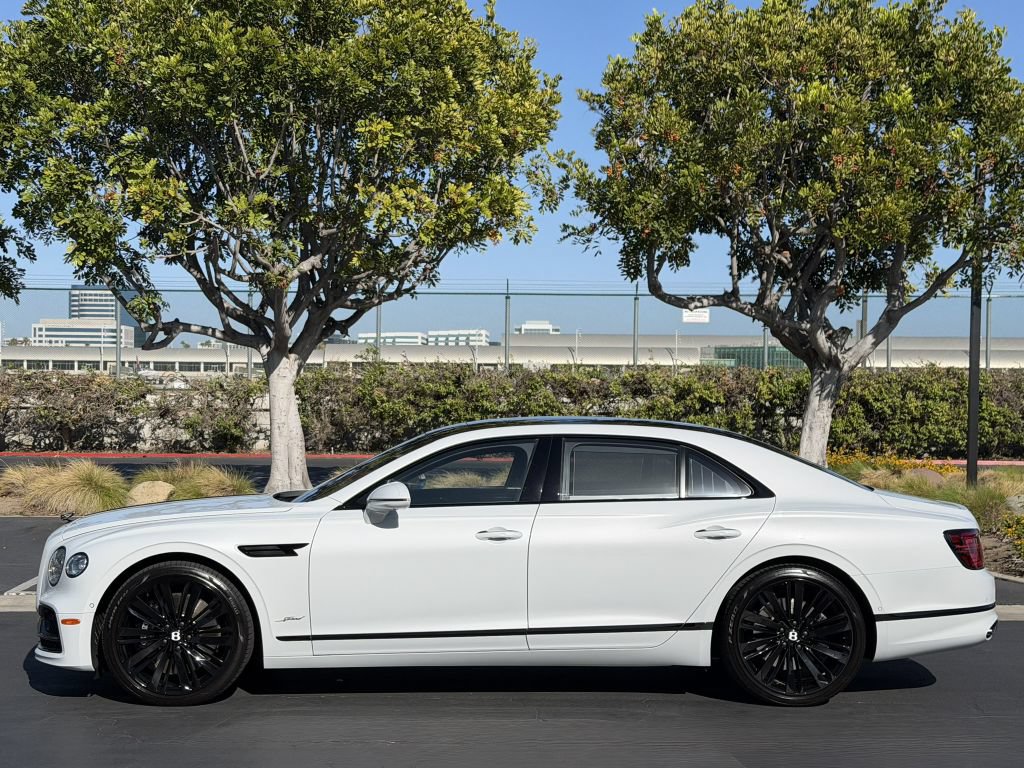 Used 2023 Bentley Flying Spur W12 AWD/4WD image 13