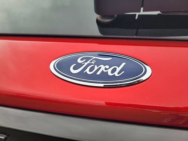 Used 2025 Ford Explorer Platinum AWD/4WD image 7