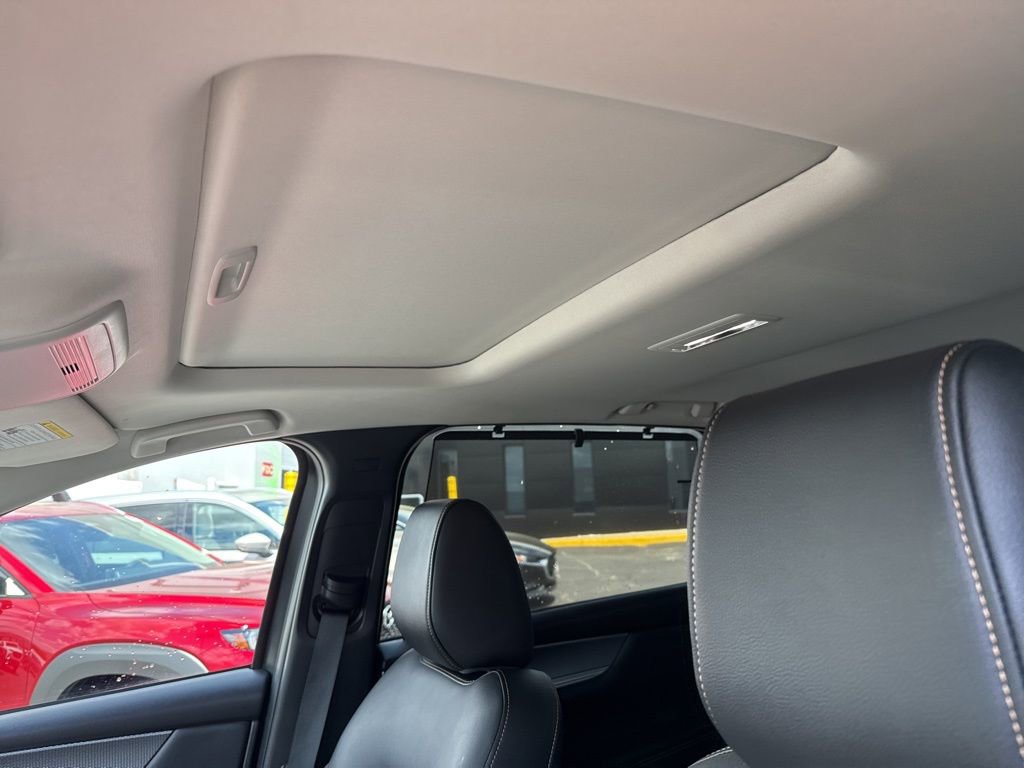 Certified 2024 MAZDA CX-90 Plug-In Hybrid w/ Preferred image 16