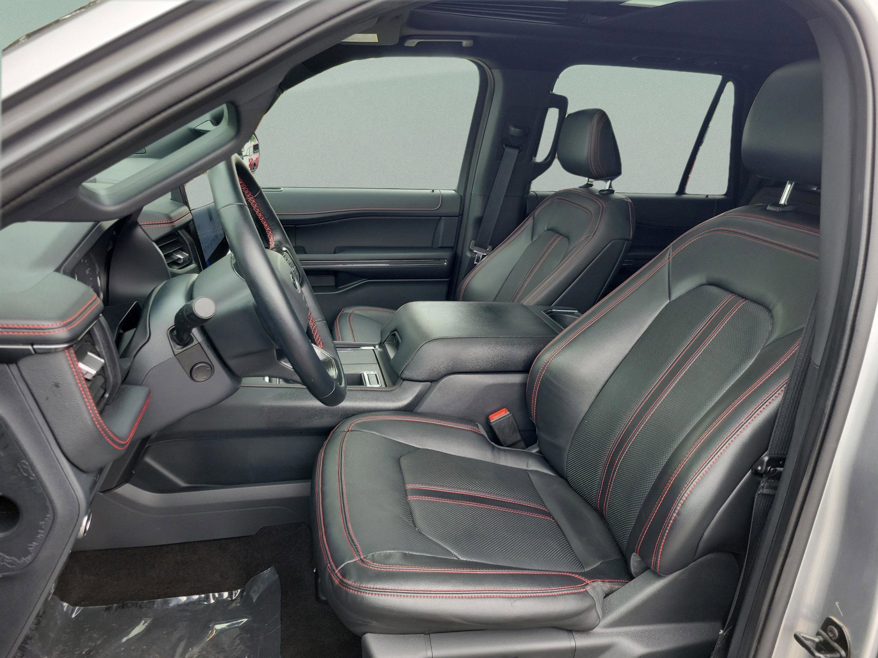Used 2022 Ford Expedition Limited RWD image 19