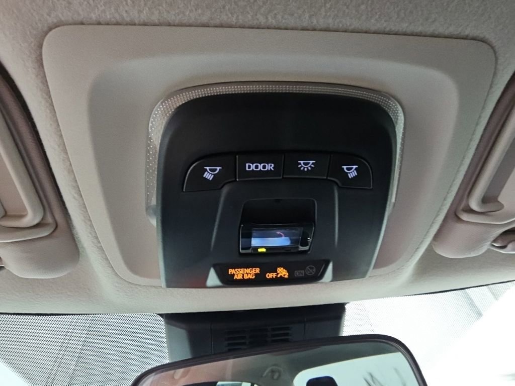 Used 2024 Toyota Corolla LE FWD image 15