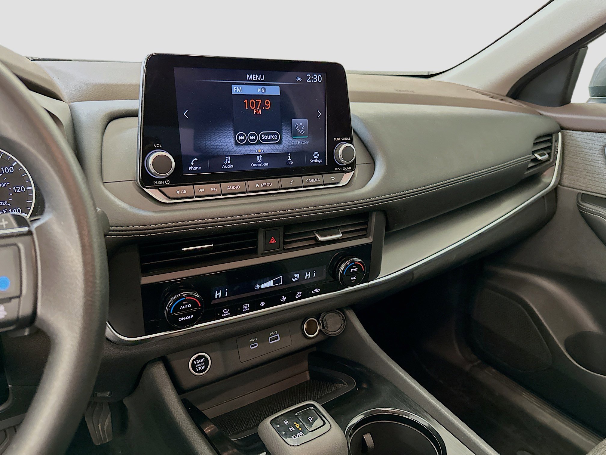 Used 2023 Nissan Rogue SV image 25