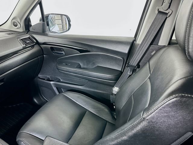 Used 2021 Honda Pilot Touring image 29