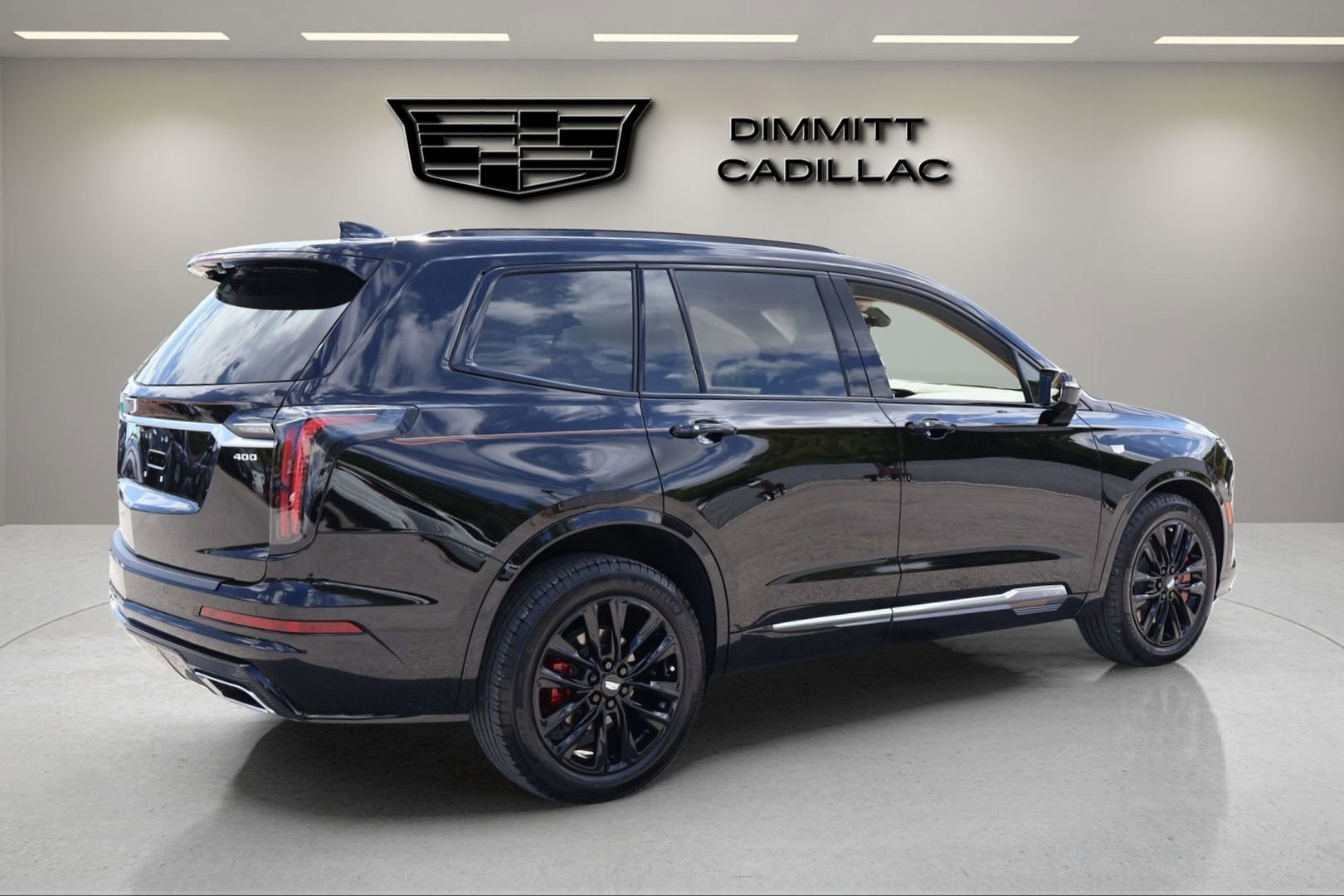 Used 2025 Cadillac XT6 Sport w/ Platinum Package AWD/4WD image 5
