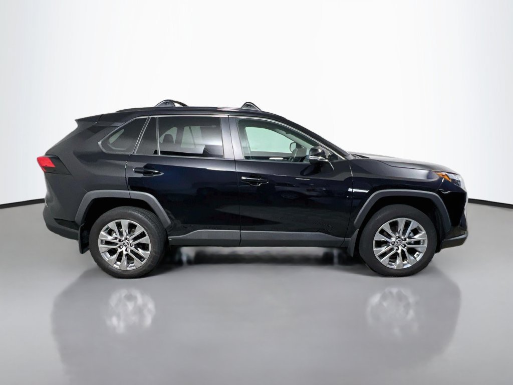 Used 2025 Toyota RAV4 XLE Premium FWD image 2