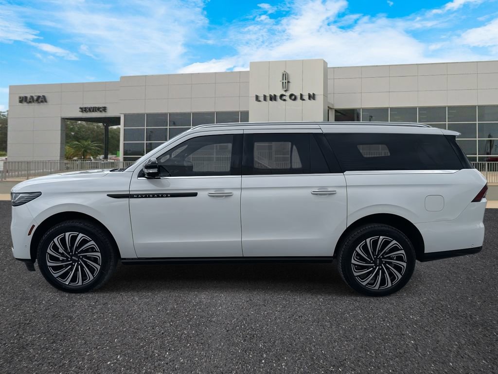New 2025 Lincoln Navigator L Black Label image 6