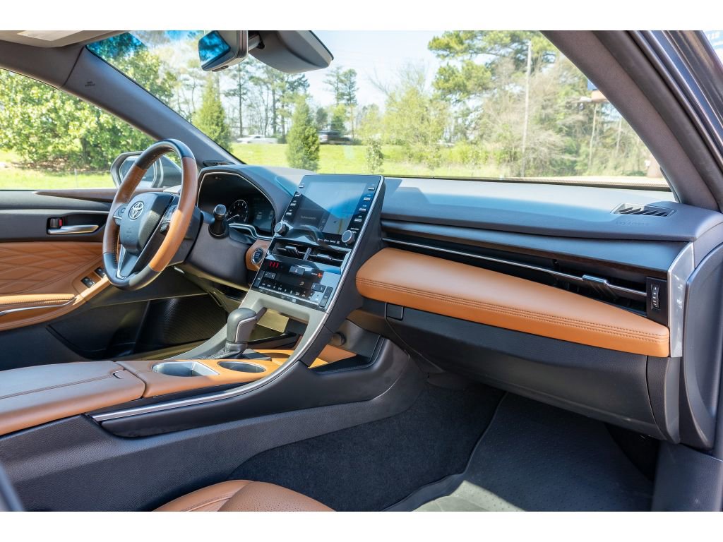 Used 2019 Toyota Avalon Limited w/ Advanced Safety Package image 18