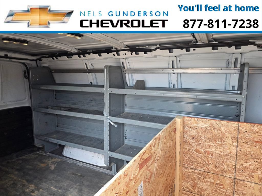 Used 2016 Chevrolet Express 3500 RWD image 12