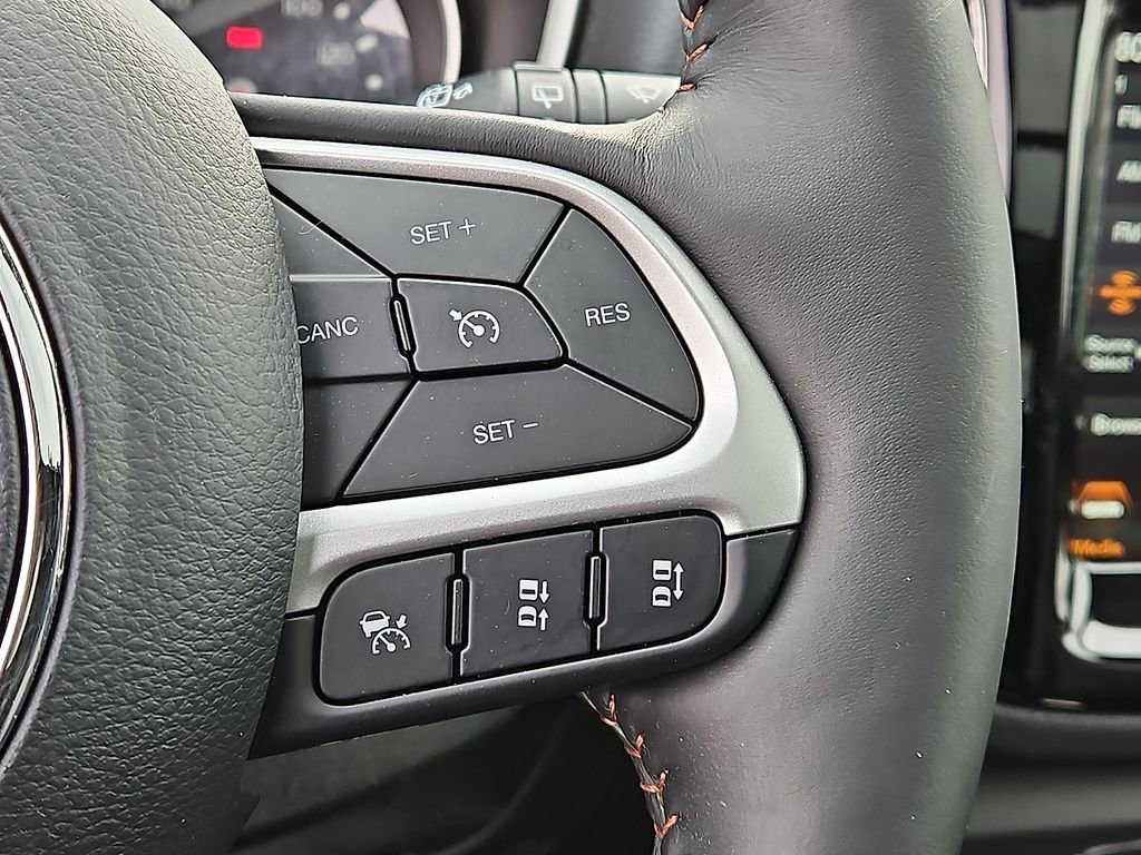 Used 2019 Jeep Compass Limited w/ Advanced Safety Group image 23