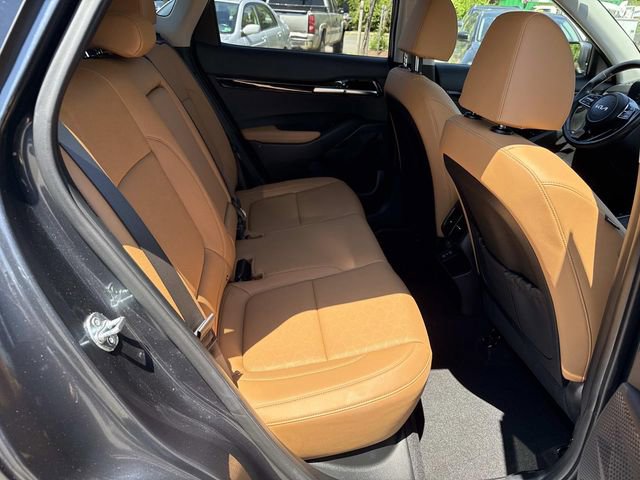 Used 2025 Kia Seltos EX w/ EX Sunroof Package AWD/4WD image 11