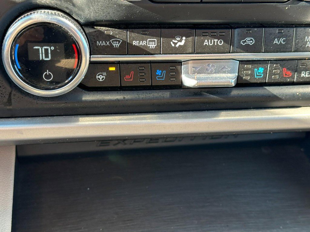 Used 2024 Ford Expedition Limited image 26