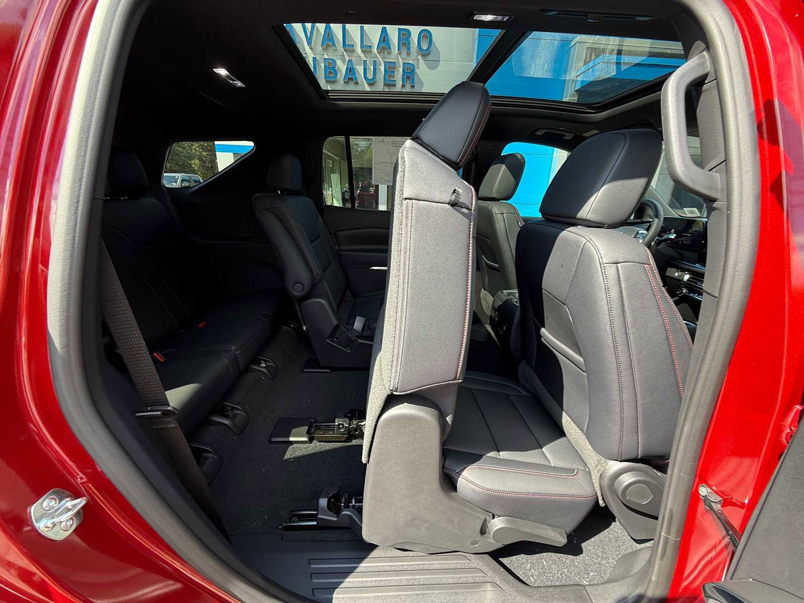 New 2026 Chevrolet Traverse Z71 w/ Driver Confidence Package image 33
