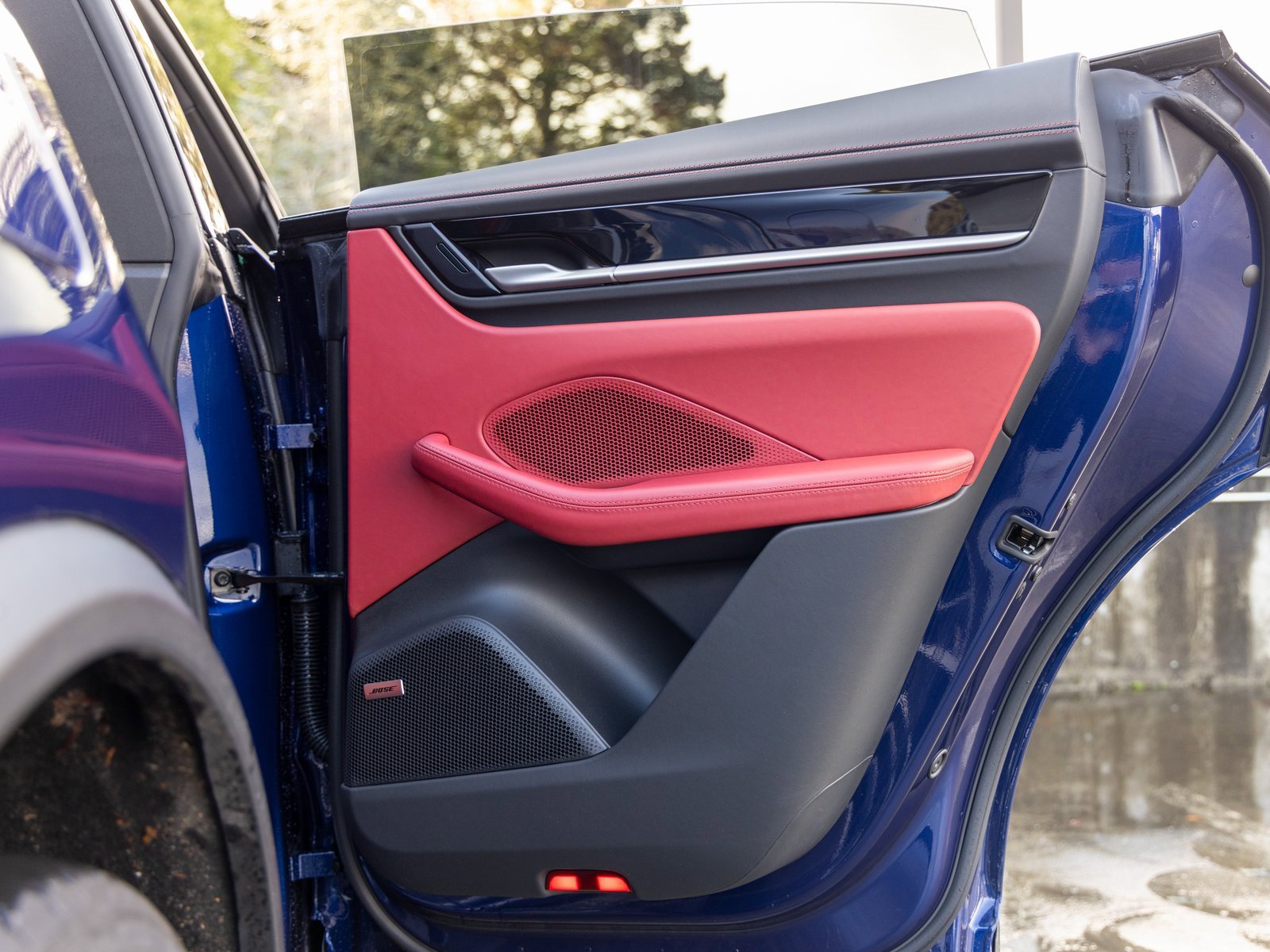 Certified 2024 Porsche Macan 4 Electric image 45