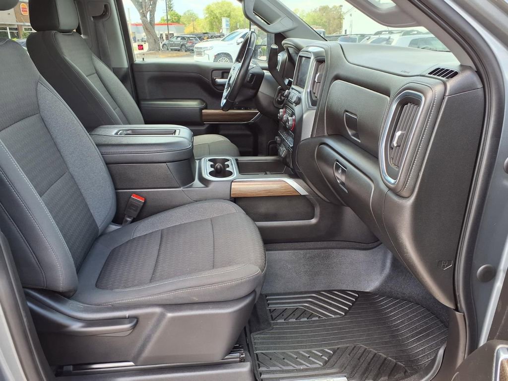 Used 2021 Chevrolet Silverado 1500 RST image 13