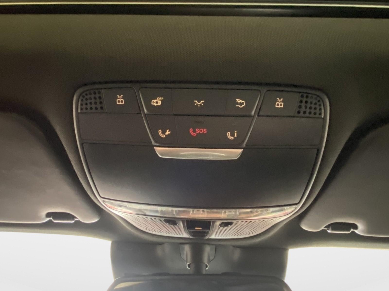 Used 2018 Mercedes-Benz GLC 300 4MATIC Coupe image 29