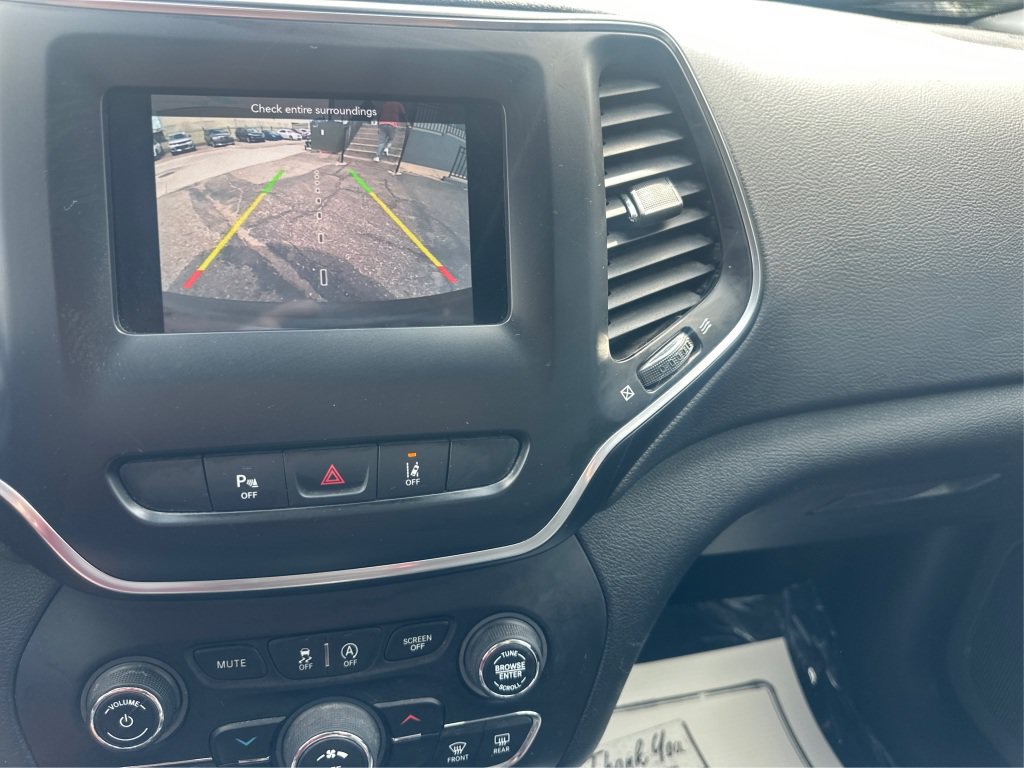 Used 2021 Jeep Cherokee Latitude Lux AWD/4WD image 32