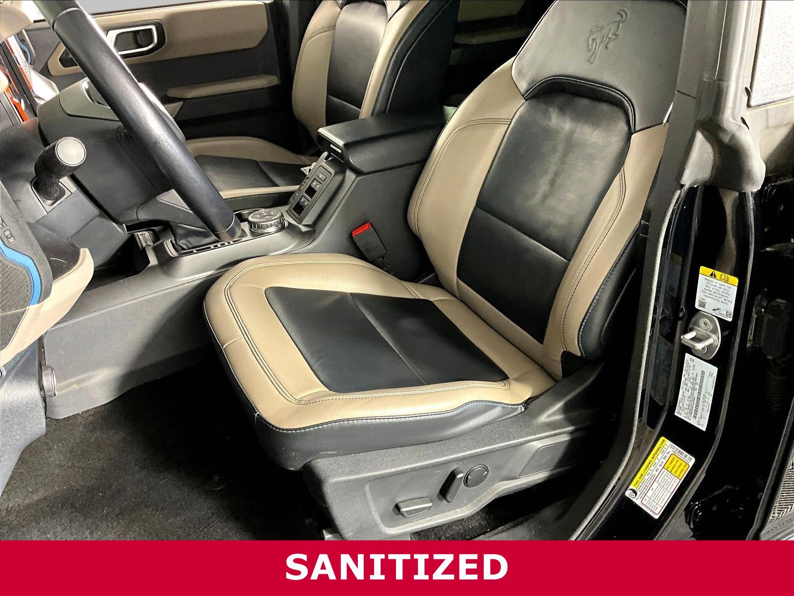 Used 2023 Ford Bronco Wildtrak AWD/4WD image 18