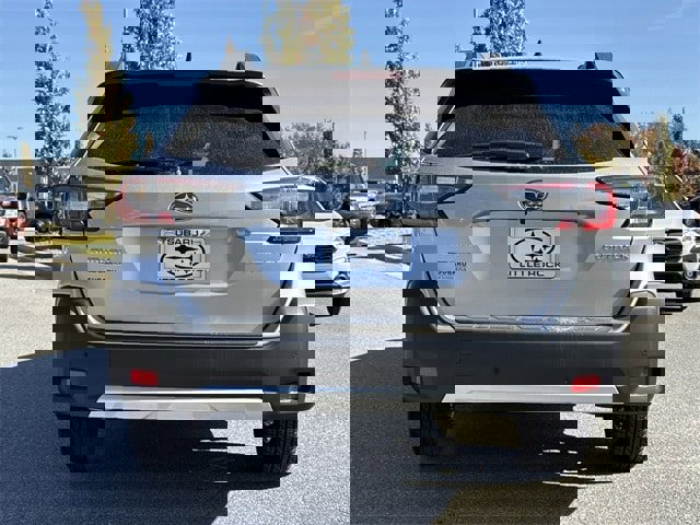 Certified 2025 Subaru Outback Limited w/ Popular Package #2 image 4