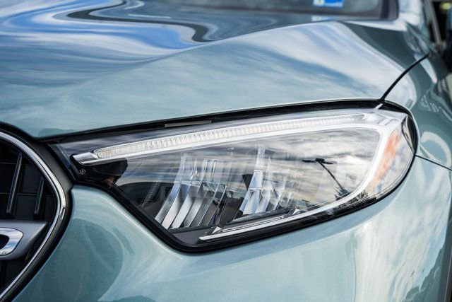 New 2026 Mercedes-Benz GLC 300 4MATIC image 13