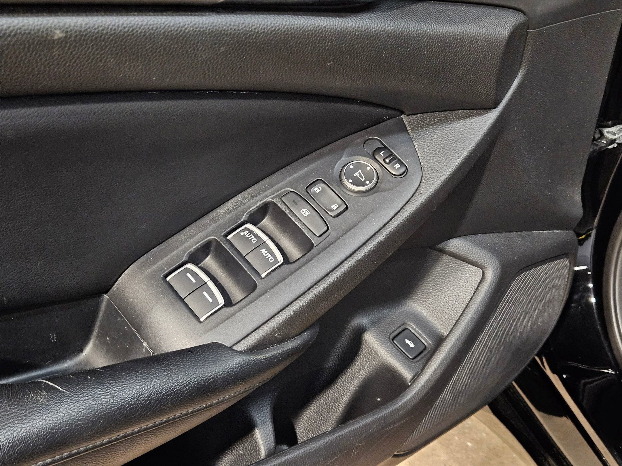 Used 2018 Honda Accord LX image 21