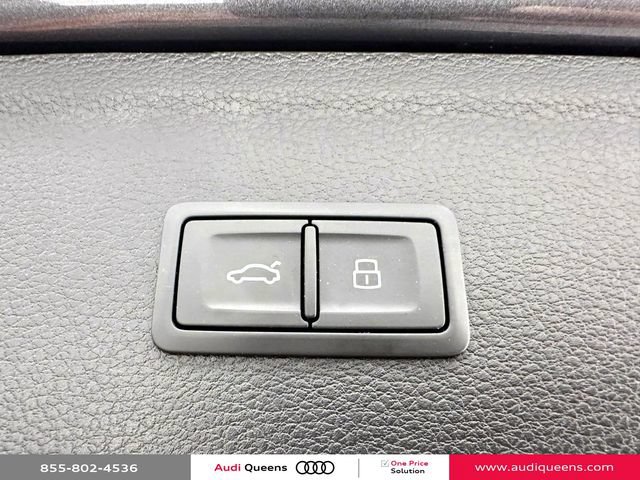 Certified 2023 Audi Q5 2.0T Premium w/ Convenience Package AWD/4WD image 11