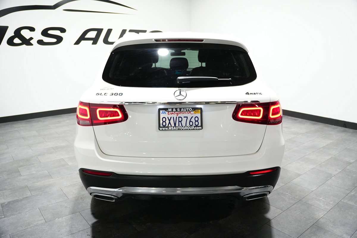 Used 2021 Mercedes-Benz GLC 300 4MATIC image 11