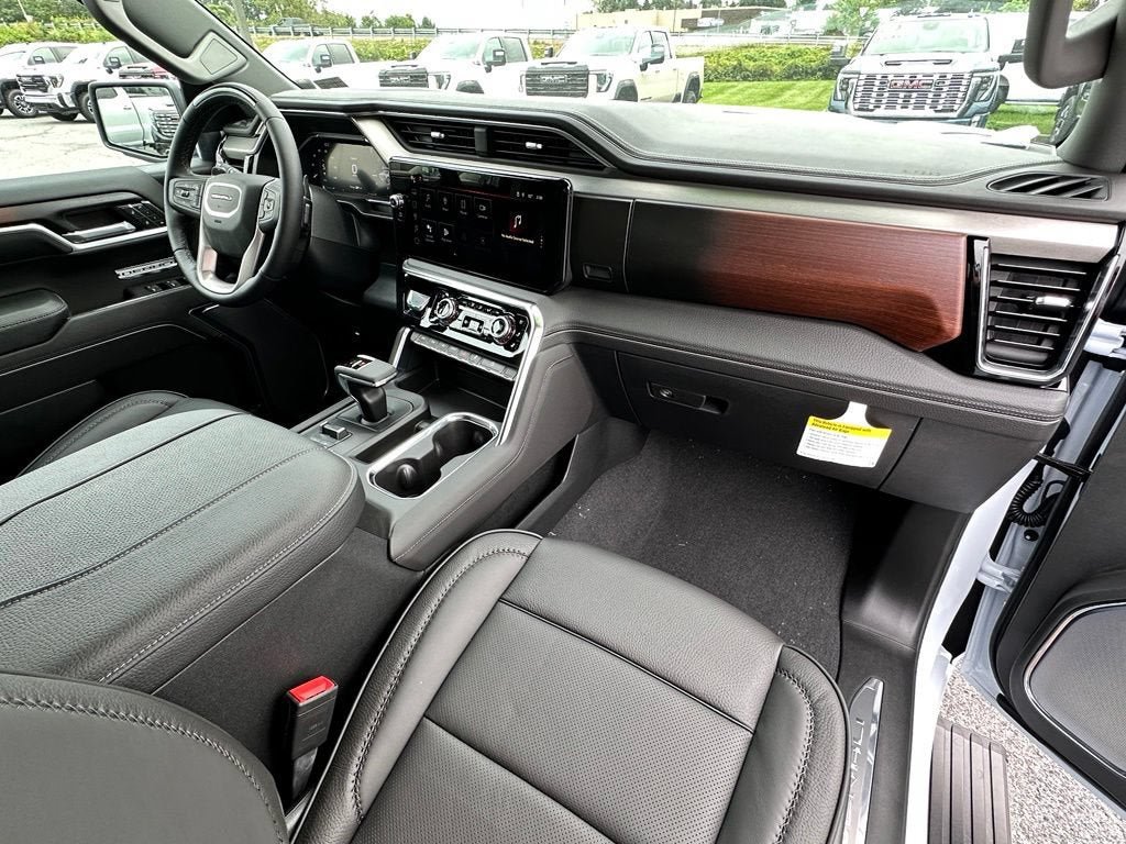 New 2026 GMC Sierra 1500 Denali AWD/4WD image 13