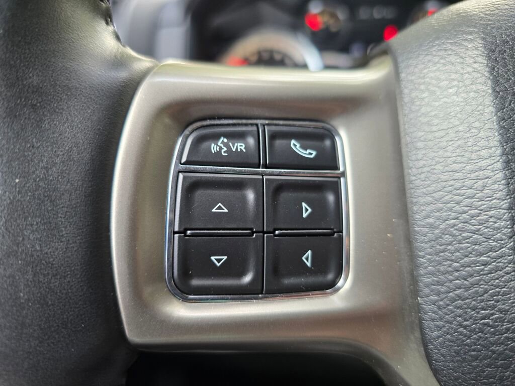 Used 2016 RAM 3500 Laramie w/ Convenience Group image 26