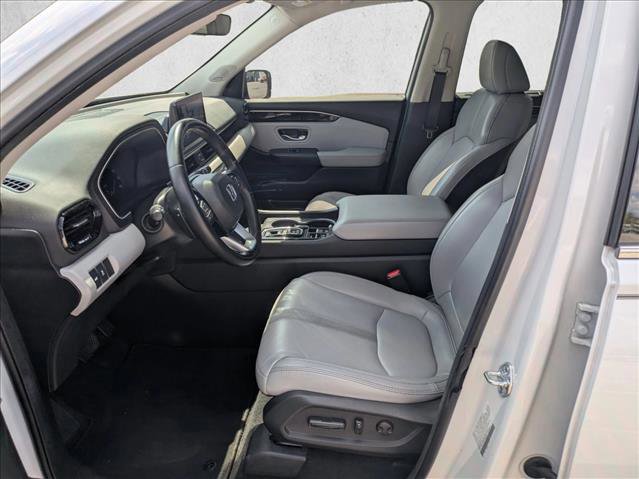 Used 2024 Honda Pilot Touring image 15