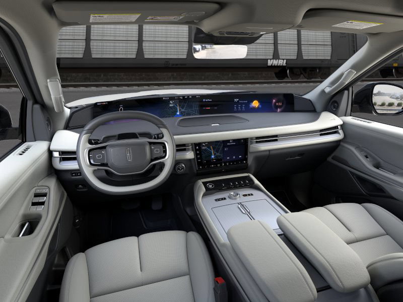 New 2026 Lincoln Navigator L Reserve w/ Jet Appearance Package AWD/4WD image 9
